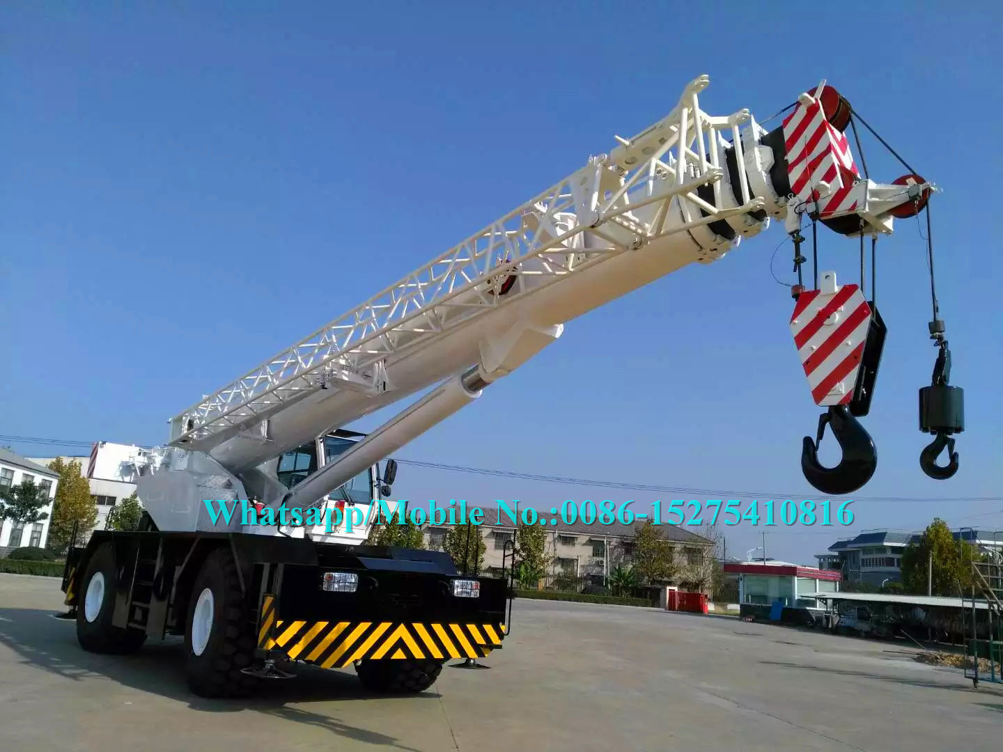 Silna zdolność do gradacji XCMG Mobile Crane / 55 Ton All Terrain Crane Four Wheel Drive