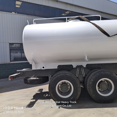 Sinotruk HOWO 6X4 20000 L 25000 L Przewoźnik ładunków Cisterna naftowa Cisterna paliwowa Cisterna