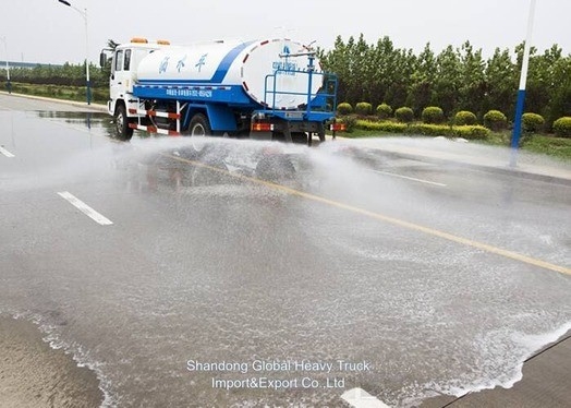 Sinotruk 3000-litrowy zbiornik wody Sprinkler ciężarówka do transportu wody i czyszczenia dróg