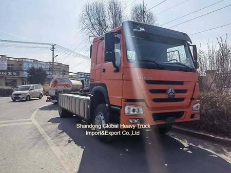 Zastosowana ciężarówka trakcyjna Sinotruk HOWO Nx / Shacman / FAW 371HP 400HP 6X4