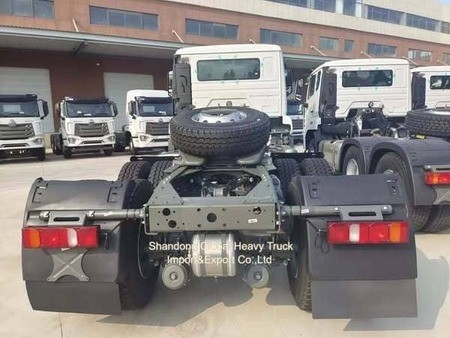 Chińska znana marka Sinotruk HOWO Ciężka ciężarówka HOWO 6*4 ciężarówka z 410 KM