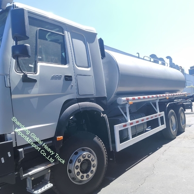 HOWO Ciężarówka z zbiornikami wody Sinotruck HOWO 6*4 Ciężarówka z spryskiwaczami 20000 litrów Ciężarówka z zbiornikami wody do sprzedaży