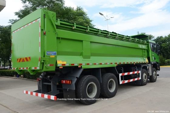 HOWO 8x4 Ciężka ciężarówka z podwoziem wzmocnionym silnikiem o mocy 420 KM i dużą pojemnością ładunku użytkowego dla górnictwa w Tanzanii