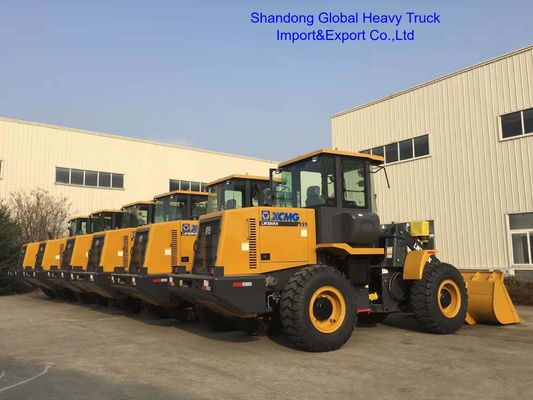 Ładowarka kołowa czołowa XCMG XC948E o udźwigu znamionowym 4 tony z łyżką o pojemności 2,4 m3 i specyfikacji 7882*2500*3405mm