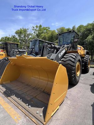 Ładowarka kołowa czołowa XCMG XC948E o udźwigu znamionowym 4 tony z łyżką o pojemności 2,4 m3 i specyfikacji 7882*2500*3405mm