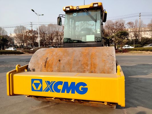 XCMG XS203J 20-tonowy single drum vibratory road roller z silnikiem o mocy 132 kW do kompaktowania ciężkich urządzeń