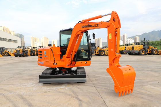 6 Ton Hydraulic Crawler Excavator with 15.4kw/2400rpm Power and 5900*2000*2600 mm Specification