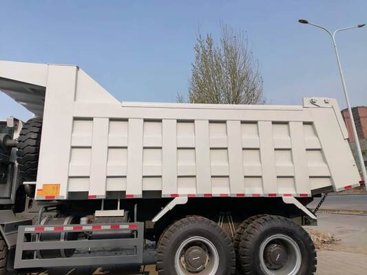 Wytrzymała wywrotka górnicza Sinotruk HOWO Nx 8X4
