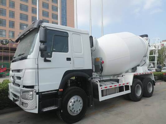 Ciężki betonomieszarka Sinotruk HOWO 8×4 12CBM z silnikiem 371KM do budownictwa