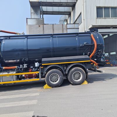 Wózek do odsysania ścieków HOWO 15CBM z napędem 6×4 i hydraulicznym opróżnianiem do czyszczenia szamba