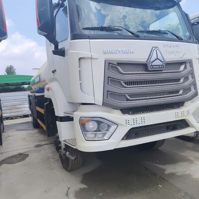 HOWO NX 6×4 CNG Tank Tank Truck z silnikiem o mocy 400 KM i pojemnością 30 000 L do transportu oleju napędowego i benzyny