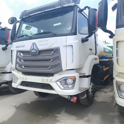 HOWO NX 6×4 CNG Tank Tank Truck z silnikiem o mocy 400 KM i pojemnością 30 000 L do transportu oleju napędowego i benzyny