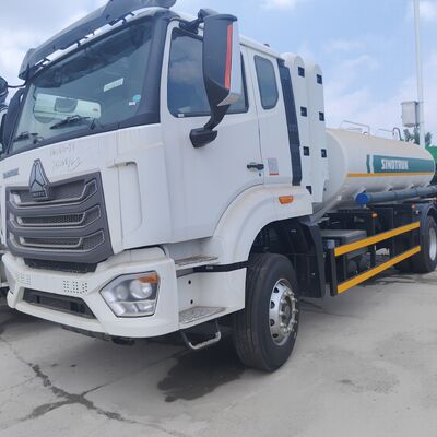 HOWO NX 6×4 CNG Tank Tank z silnikiem o mocy 400 KM i ładunkiem 20 T do transportu oleju napędowego i benzyny