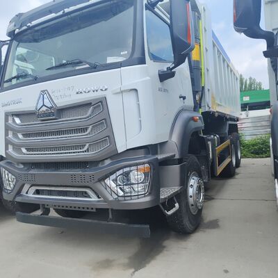 Wywrotka górnicza HOWO NX 6×4 z silnikiem o mocy 400 KM i wywrotką w kształcie litery U do transportu ciężkiego