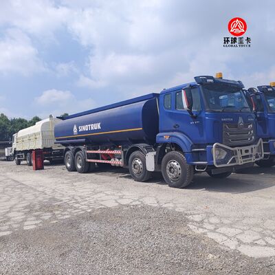 HOWO NX 8x4 Ciężarówka z czołgami paliwa 30000L ciężarówka z napędem napędowym Diesla Czołgówka olejowa na rynek afrykański
