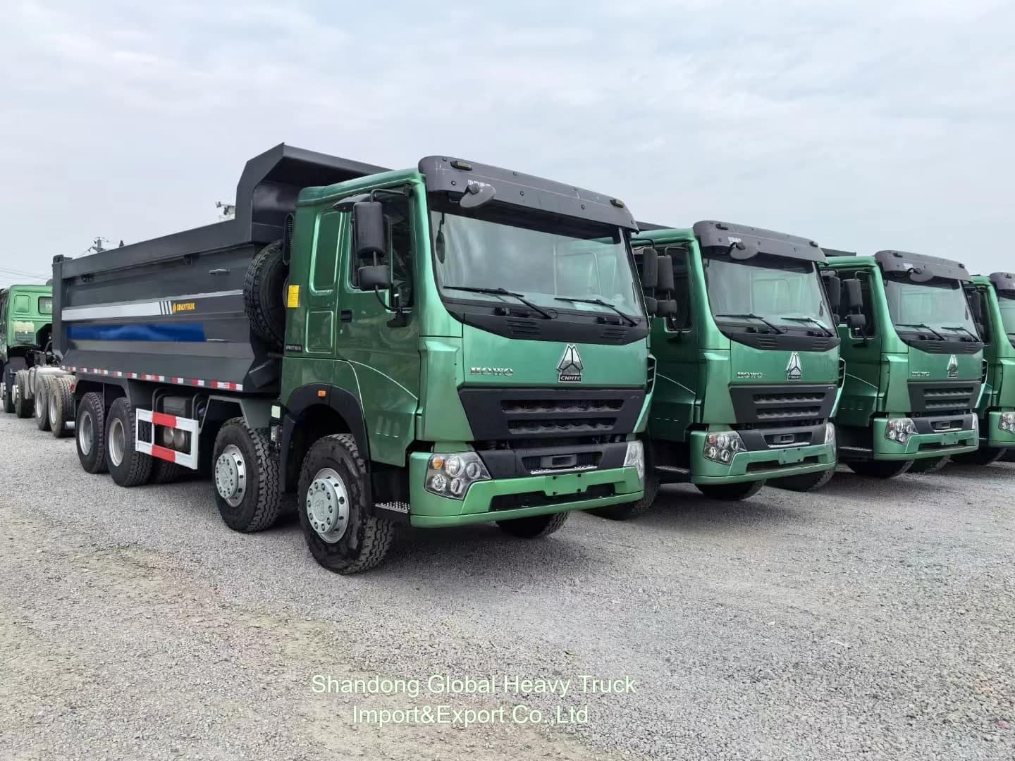 Sinotruck Howo 50tonowe ciężarówki 8x4 375hp Euro2 ciężkie nowe i używane ciężarówki