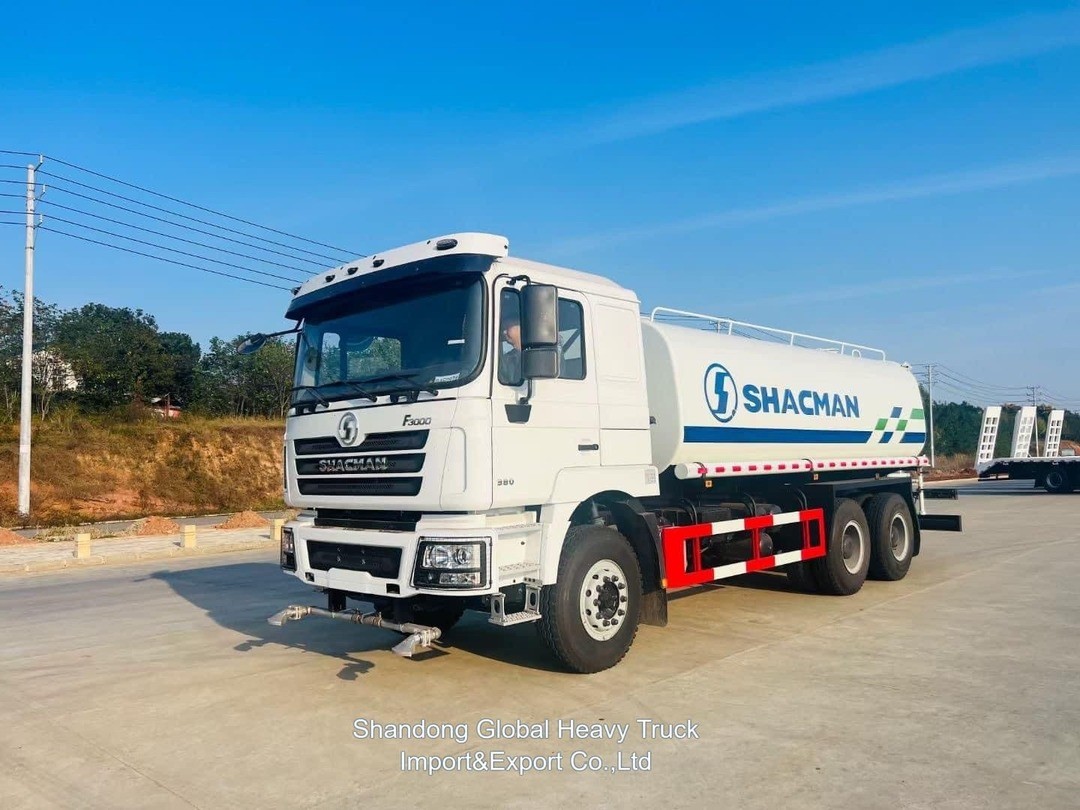 Shacman Cisterna z wodą 20m3 F2000 6×4 Cisterna z natryskiem