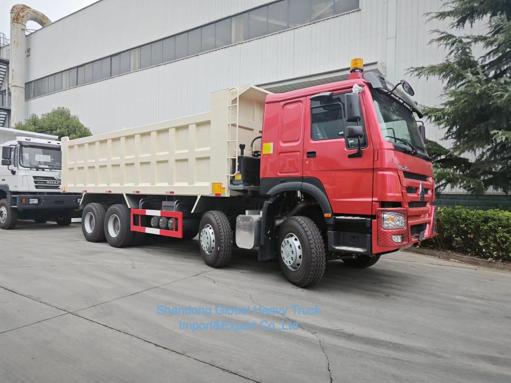 HOWO 7 8X4 371HP Tipper odnowiony Sinotruk HOWO Dump Truck 371HP 12 opon