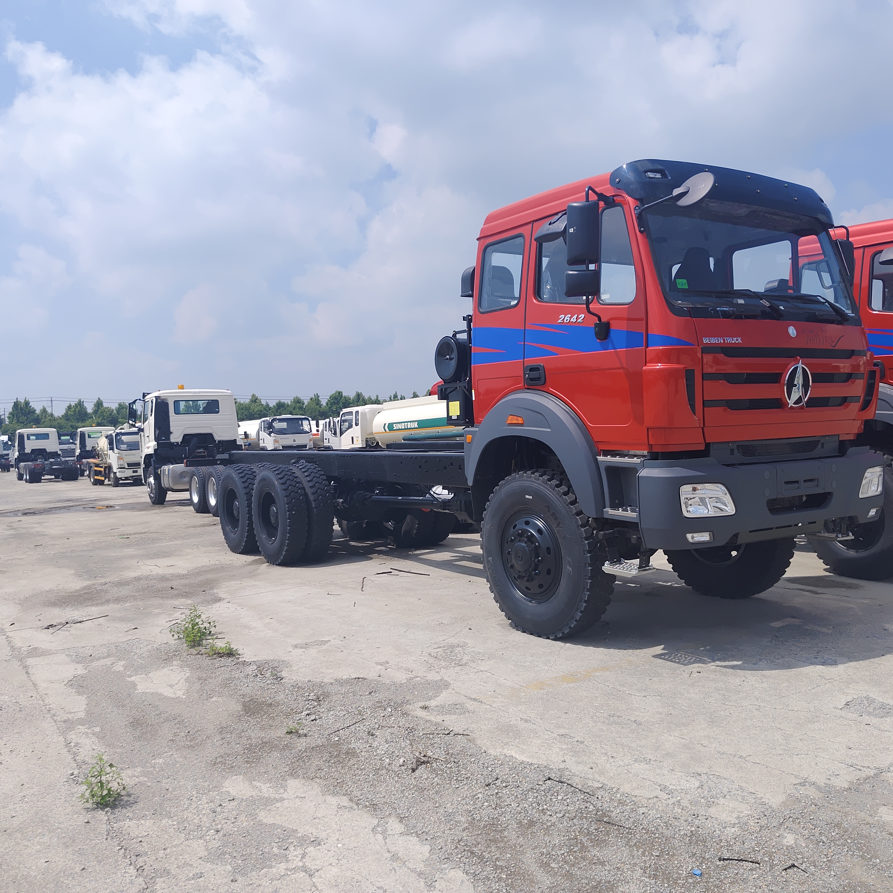 BEIBEN 2648 6×4 ciężka ciężarówka górnicza z silnikiem WEICHAI o mocy 480 KM i ładunkiem użytecznym 30-40 ton do transportu miedzi i kobaltu
